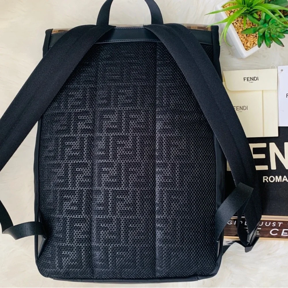 Fendi Zucca Monogram Print Backpack - Picture 3 of 9